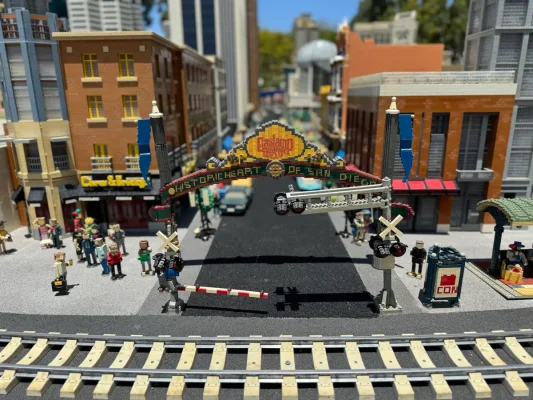 DE429BB5-91FA-4E2C-8169-11A6BFF2C8B9